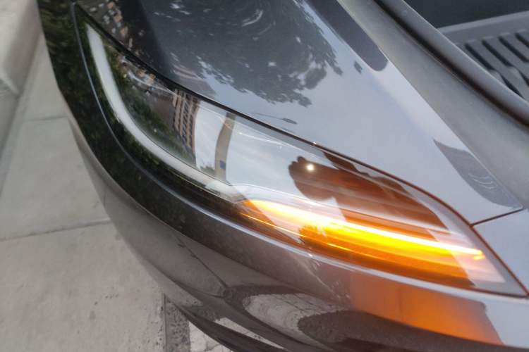 Used Tesla Model 3 2023 Rear-Wheel-Drive Version Exterior 6