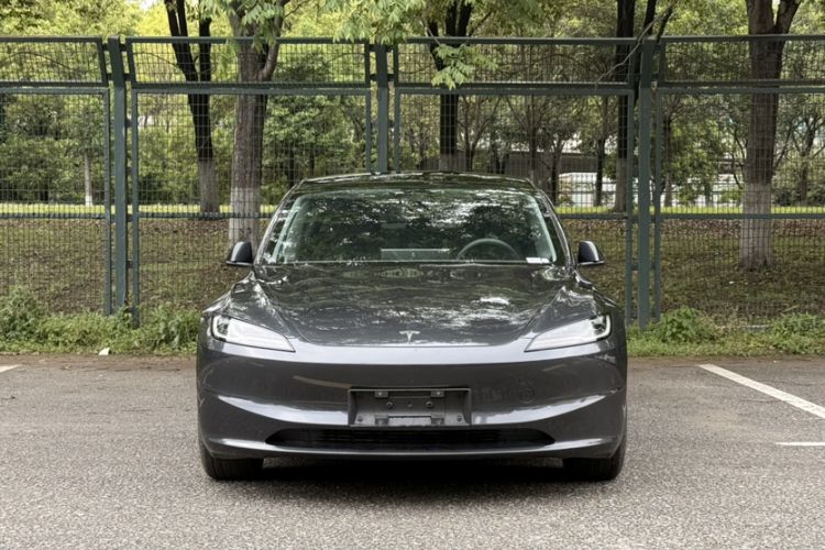 Used Tesla Model 3 2023 Rear-Wheel-Drive Version Exterior 6