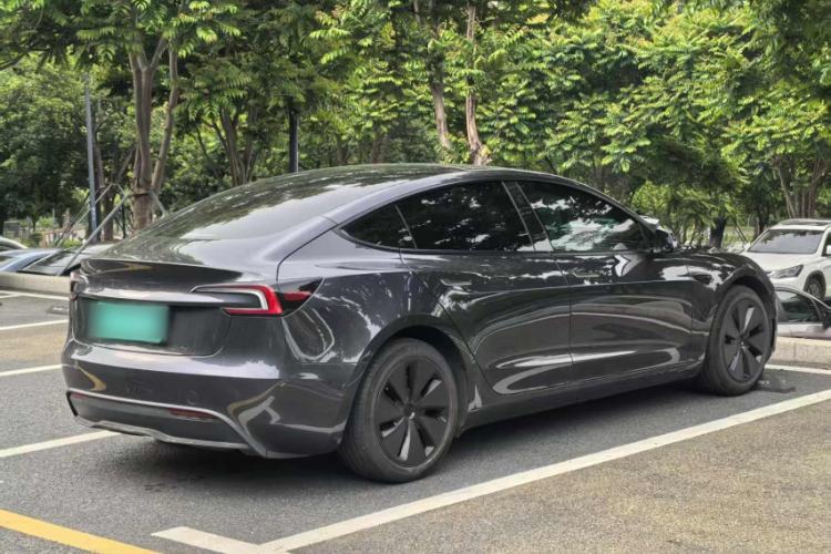 Used Tesla Model 3 2023 Rear-Wheel-Drive Version Exterior 6