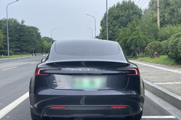 Used Tesla Model 3 2023 Rear-Wheel-Drive Version Exterior 6