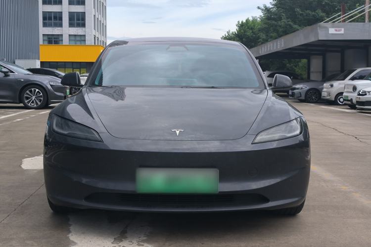 Used Tesla Model 3 2023 Rear-Wheel-Drive Version Exterior 7