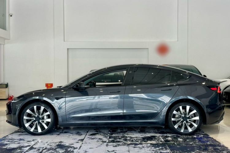 Used Tesla Model 3 2023 Rear-Wheel-Drive Version Exterior 7