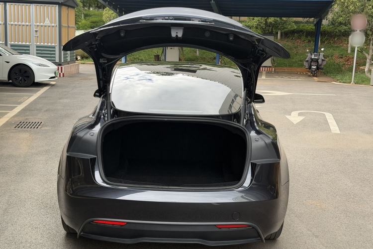 Used Tesla Model 3 2023 Rear-Wheel-Drive Version Exterior 7