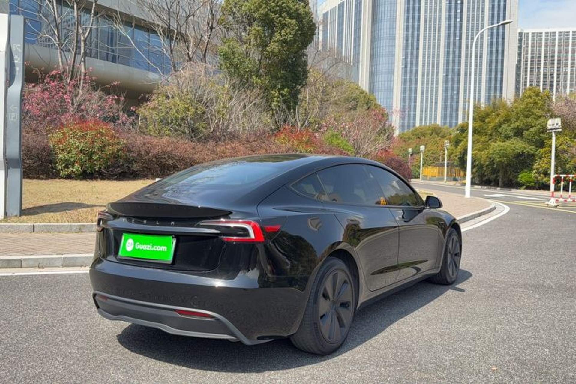 Used Tesla Model 3 2023 Rear-Wheel-Drive Version Exterior 8