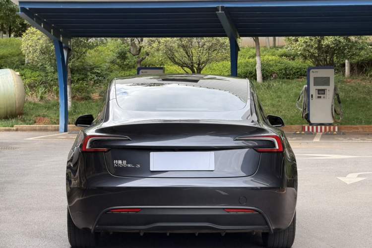 Used Tesla Model 3 2023 Rear-Wheel-Drive Version Exterior 9