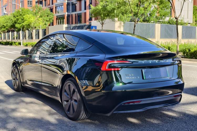 Used Tesla Model 3 2023 Rear-Wheel-Drive Version Exterior 9