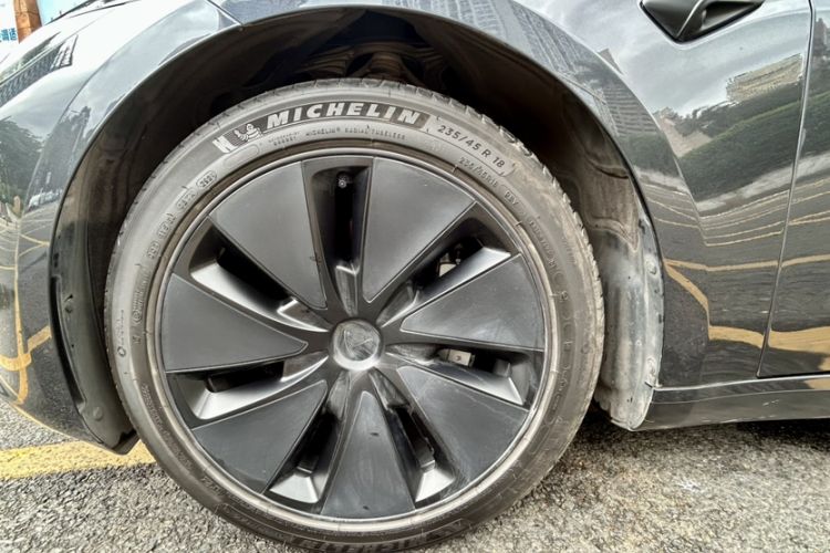 Used Tesla Model 3 2023 Long-Range All-Wheel-Drive Version Exterior 9