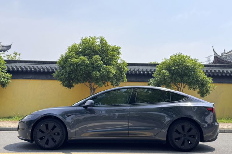 Used Tesla Model 3 2023 Rear-Wheel-Drive Version Exterior 9