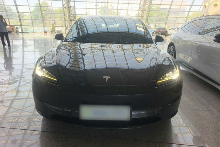 Used Tesla Model 3 2023 Rear-Wheel-Drive Version Front