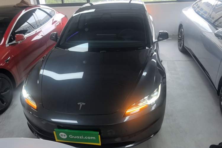 Used Tesla Model 3 2023 Rear-Wheel-Drive Version Front