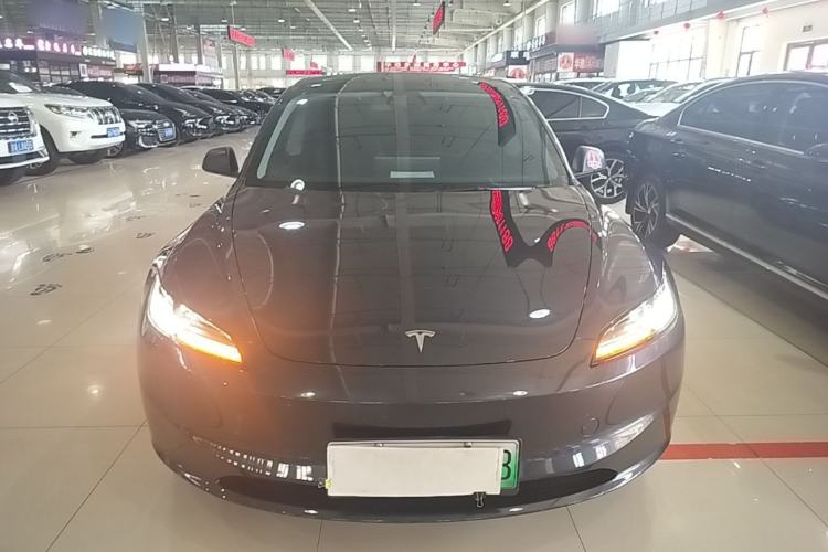 Used Tesla Model 3 2023 Rear-Wheel-Drive Version Front