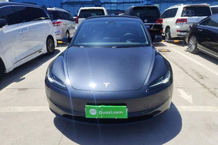 Used Tesla Model 3 2023 Rear-Wheel-Drive Version Front