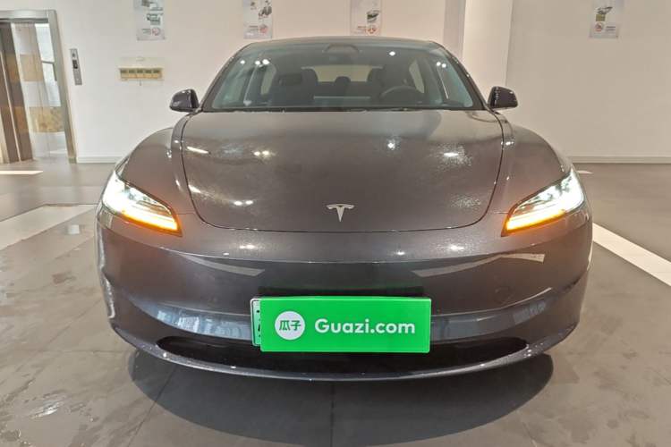 Used Tesla Model 3 2023 Rear-Wheel-Drive Version Front