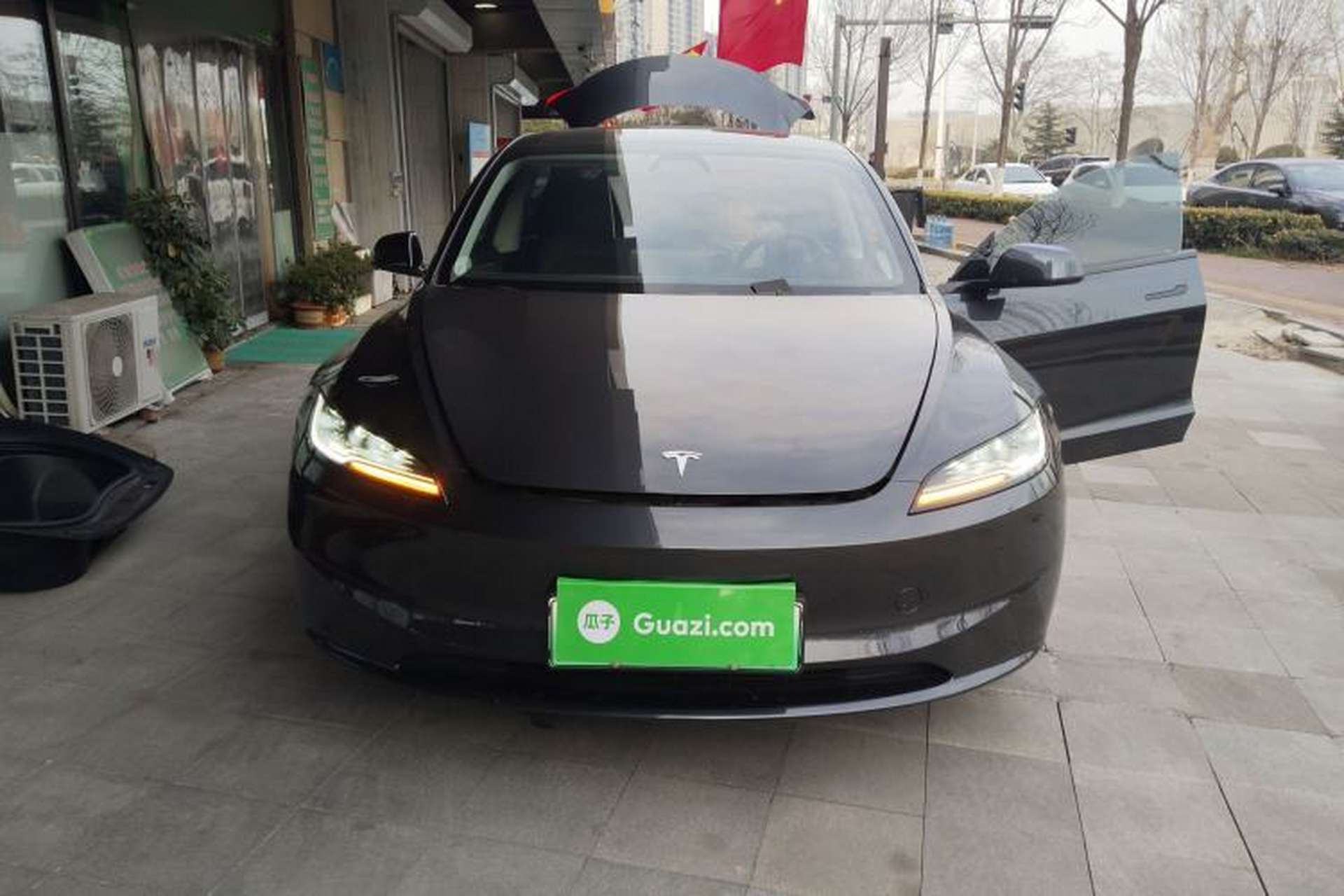 Used Tesla Model 3 2023 Long-Range All-Wheel-Drive Version Front