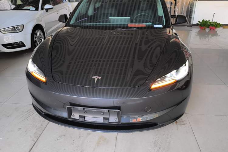 Used Tesla Model 3 2023 Rear-Wheel-Drive Version Front