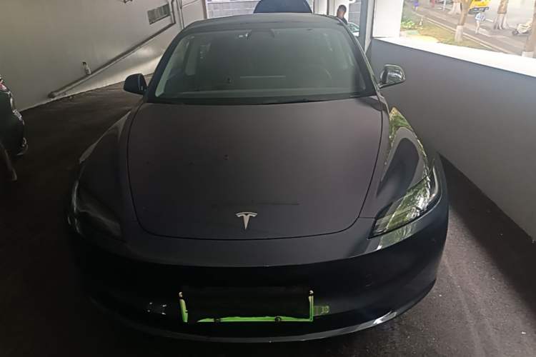 Used Tesla Model 3 2023 Long-Range All-Wheel-Drive Version Front