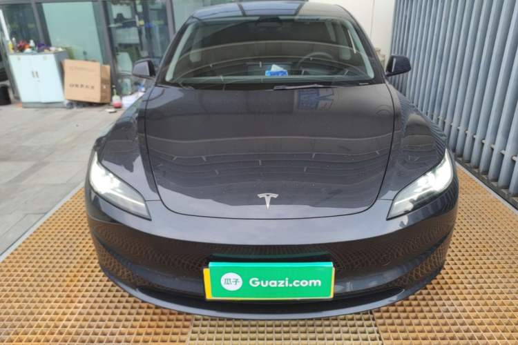 Used Tesla Model 3 2023 Rear-Wheel-Drive Version Front