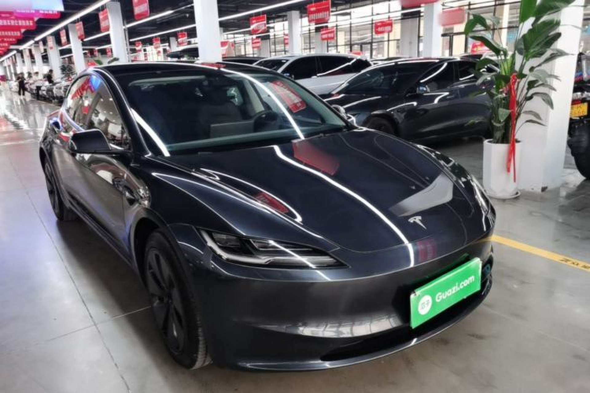 Used Tesla Model 3 2023 Rear-Wheel-Drive Version Front Right 45 Deg