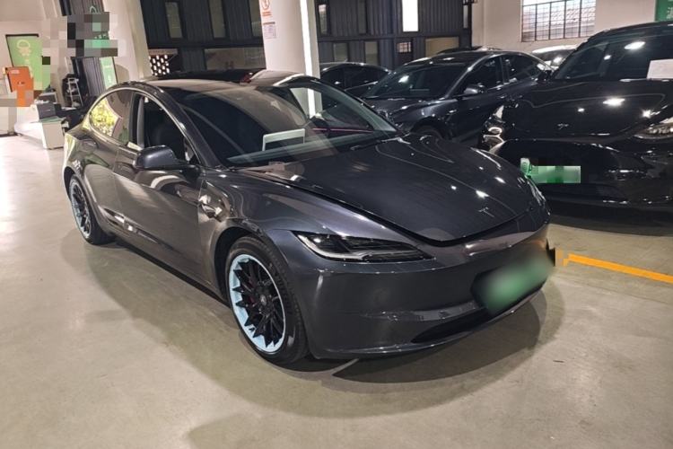 Used Tesla Model 3 2023 Long-Range All-Wheel-Drive Version Front Right 45 Deg