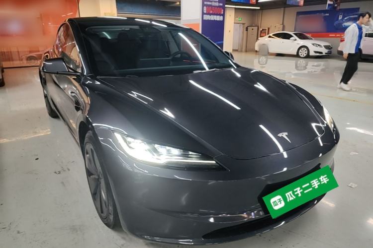 Used Tesla Model 3 2023 Long-Range All-Wheel-Drive Version Front Right 45 Deg