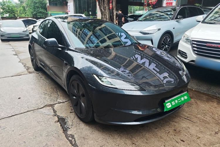 Used Tesla Model 3 2023 Rear-Wheel-Drive Version Front Right 45 Deg