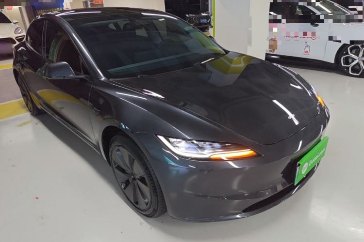 Used Tesla Model 3 2023 Rear-Wheel-Drive Version Front Right 45 Deg
