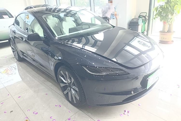 Used Tesla Model 3 2023 Long-Range All-Wheel-Drive Version Front Right 45 Deg
