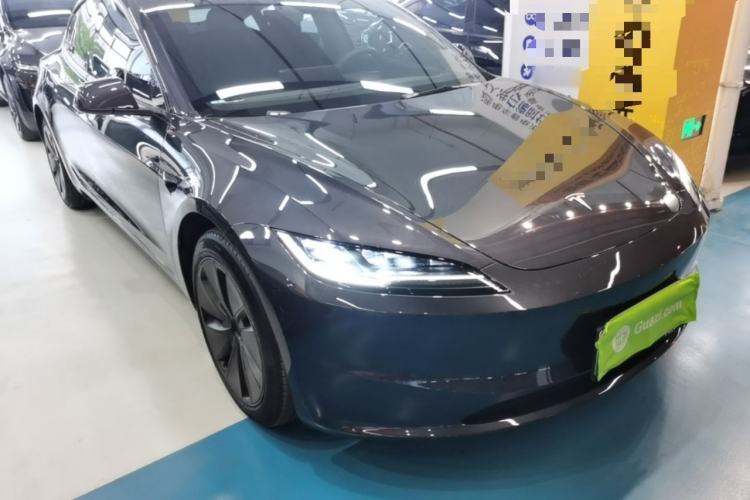 Used Tesla Model 3 2023 Rear-Wheel-Drive Version Front Right 45 Deg