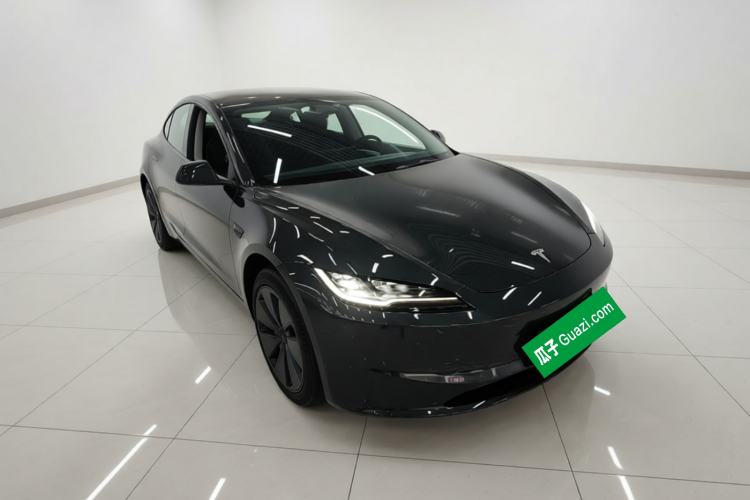 Used Tesla Model 3 2023 Rear-Wheel-Drive Version Front Right 45 Deg