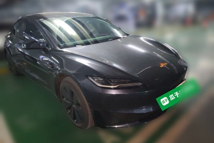 Used Tesla Model 3 2023 Rear-Wheel-Drive Version Front Right 45 Deg
