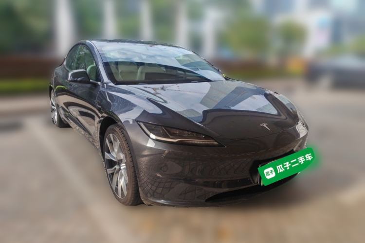 Used Tesla Model 3 2023 Rear-Wheel-Drive Version Front Right 45 Deg