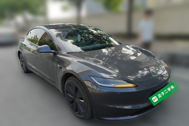 Used Tesla Model 3 2023 Long-Range All-Wheel-Drive Version Front Right 45 Deg