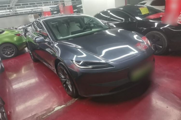 Used Tesla Model 3 2023 Long-Range All-Wheel-Drive Version Front Right 45 Deg
