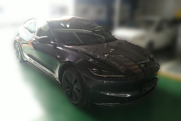Used Tesla Model 3 2023 Rear-Wheel-Drive Version Front Right 45 Deg