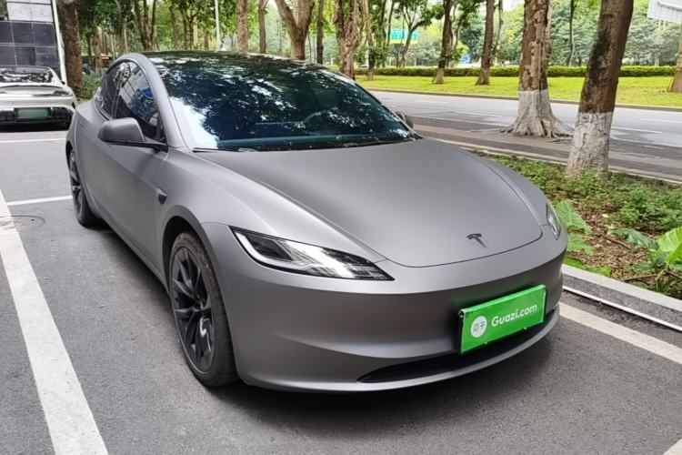 Used Tesla Model 3 2023 Long-Range All-Wheel-Drive Version Front Right 45 Deg