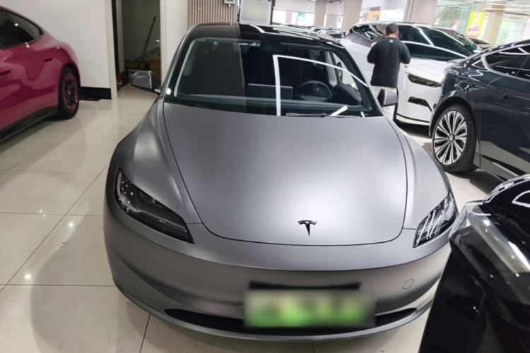 Used Tesla Model 3 2023 Long-Range All-Wheel-Drive Version Front