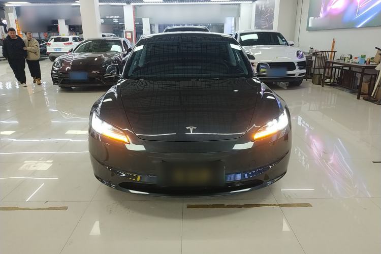 Used Tesla Model 3 2023 Rear-Wheel-Drive Version Front