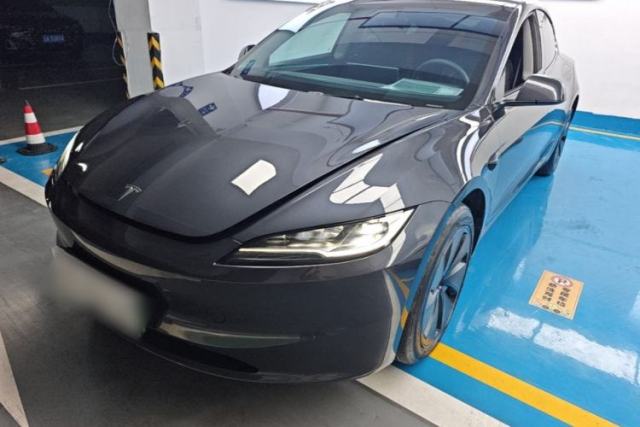 Used Tesla Model 3 2023 Rear-Wheel-Drive Version
