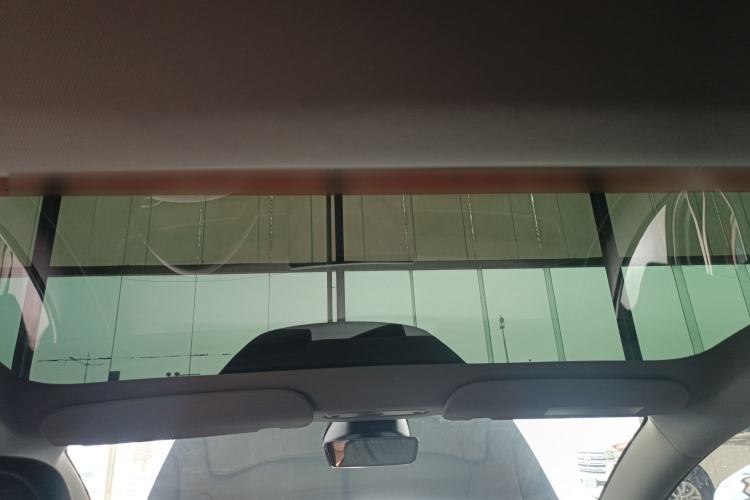Used Tesla Model 3 2023 Long-Range All-Wheel-Drive Version Headliner