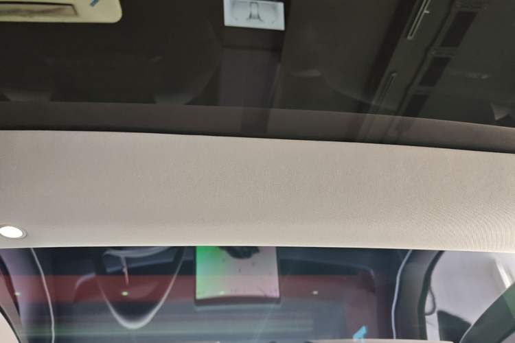 Used Tesla Model 3 2023 Long-Range All-Wheel-Drive Version Headliner