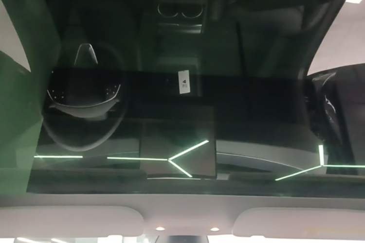 Used Tesla Model 3 2023 Rear-Wheel-Drive Version Headliner