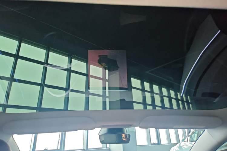 Used Tesla Model 3 2023 Rear-Wheel-Drive Version Headliner