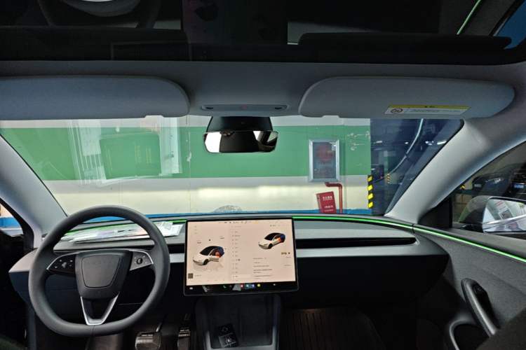 Used Tesla Model 3 2023 Rear-Wheel-Drive Version Headliner