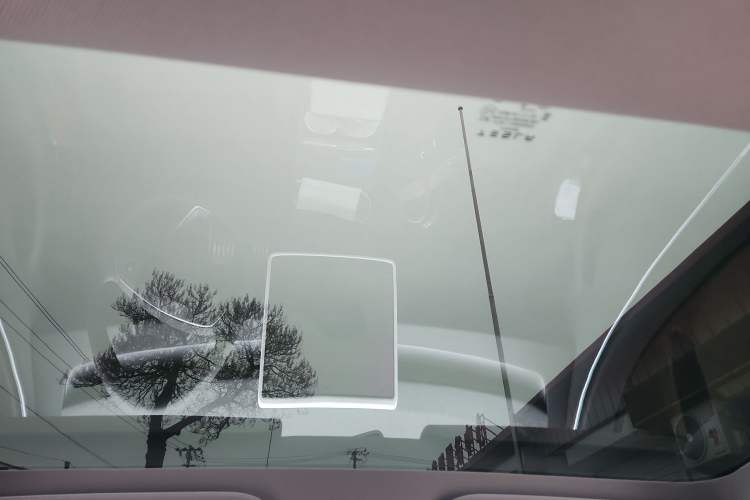 Used Tesla Model 3 2023 Rear-Wheel-Drive Version Headliner