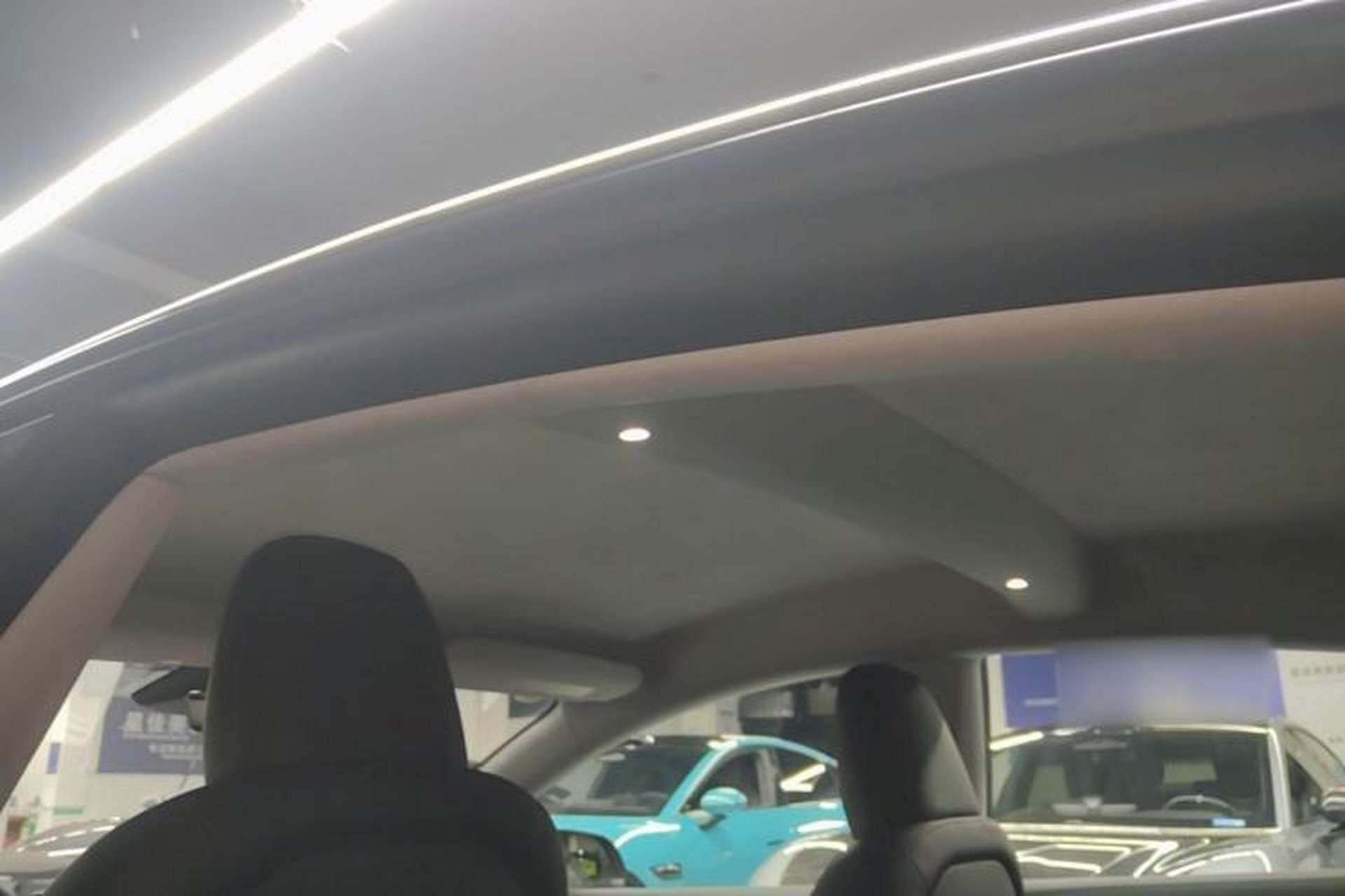 Used Tesla Model 3 2023 Long-Range All-Wheel-Drive Version Headliner