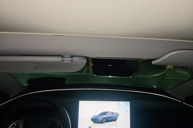 Used Tesla Model 3 2023 Rear-Wheel-Drive Version Headliner