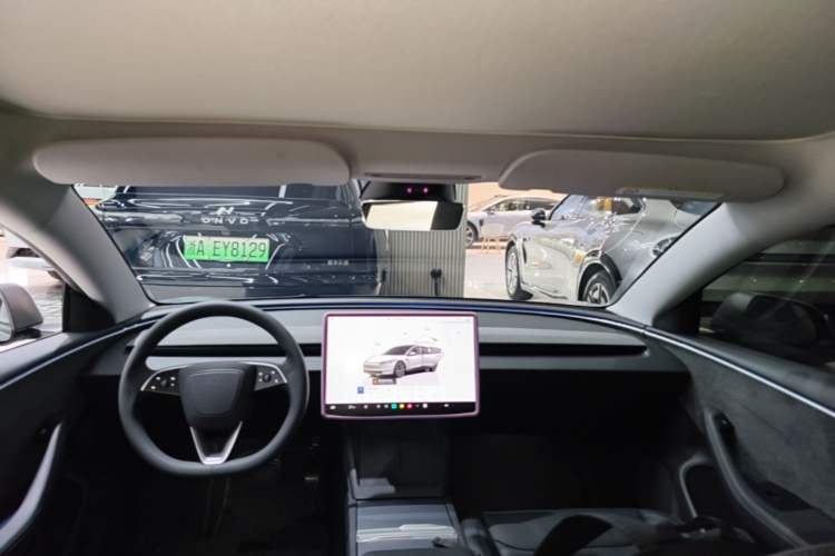 Used Tesla Model 3 2023 Long-Range All-Wheel-Drive Version Headliner