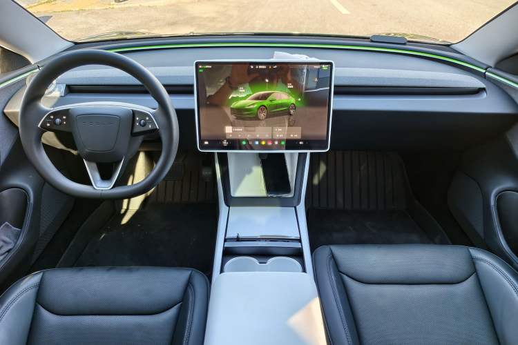 Used Tesla Model 3 2023 Rear-Wheel-Drive Version Interior 1