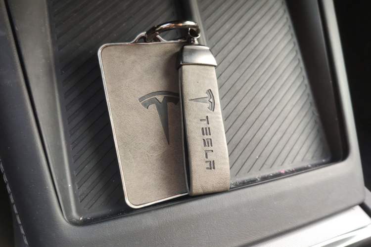 Used Tesla Model 3 2023 Rear-Wheel-Drive Version Interior 1