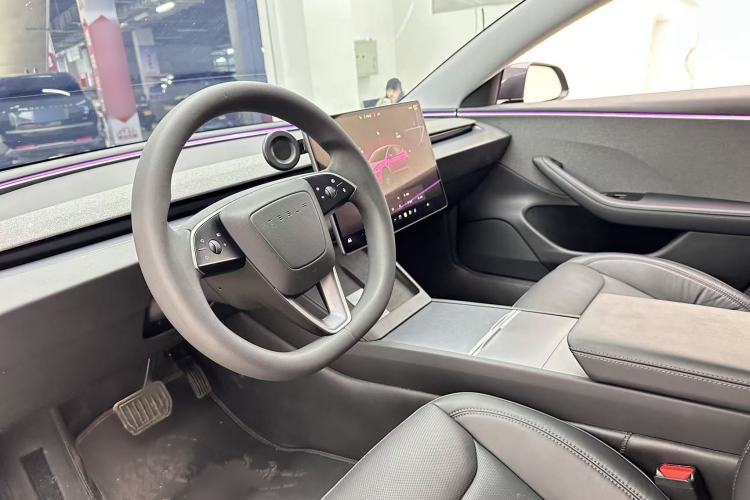 Used Tesla Model 3 2023 Rear-Wheel-Drive Version Interior 10